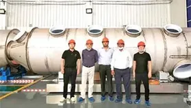 金龙鱼国外高管到我司检验